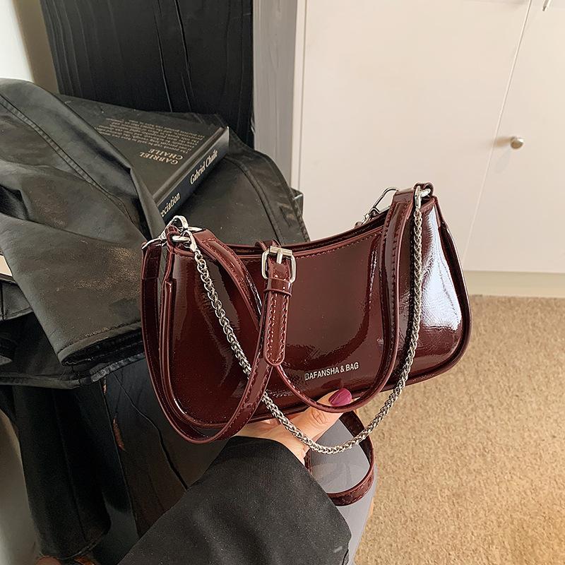 Premium Women's Bags Autumn and Winter New Fashion Versatile Chain Underarm Bag Shoulder Messenger Bag