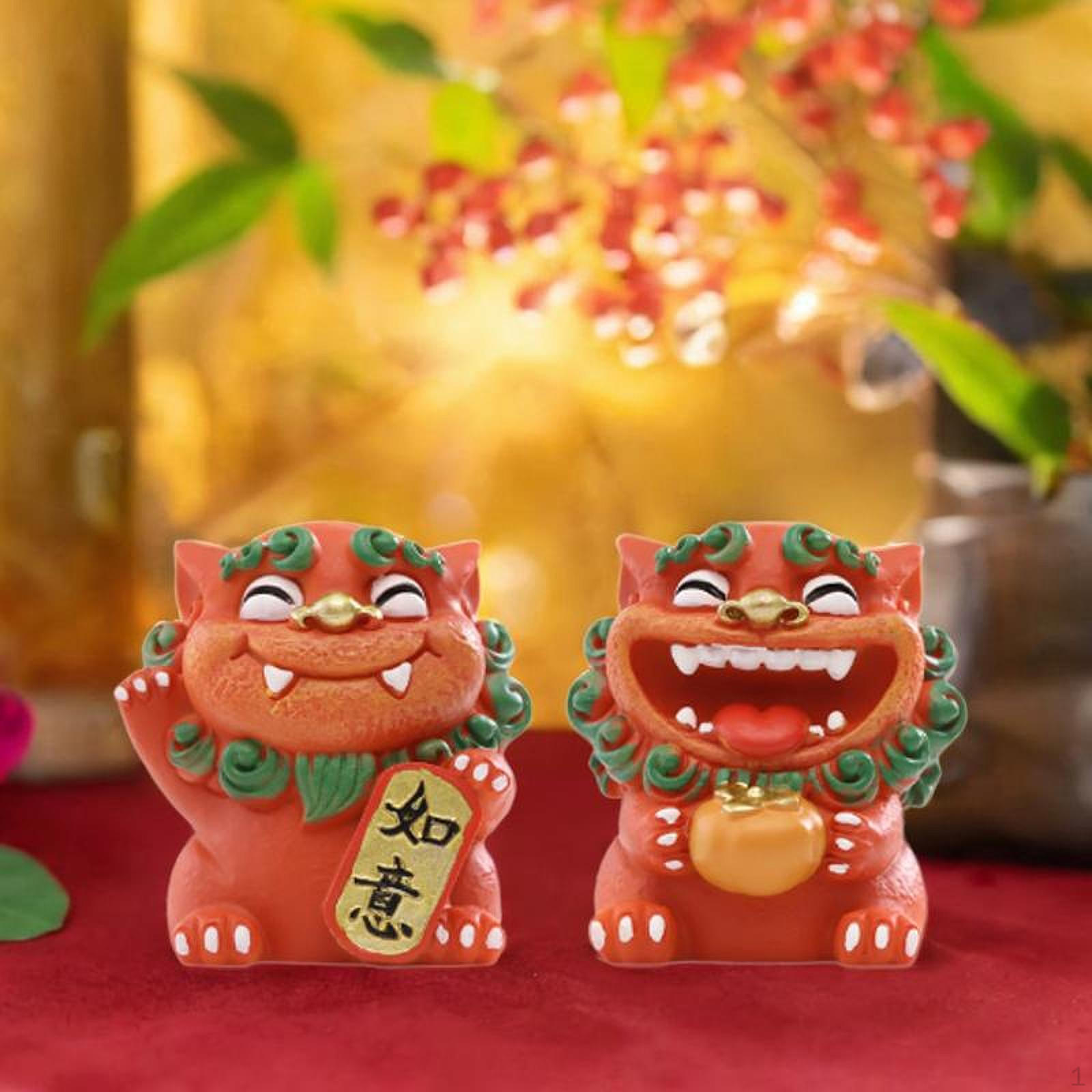 

2 шт. мультяшные мини-статуэтки льва китайские фигурки животные поделки смола весенний фестиваль декор 5x5x5.5cm красный