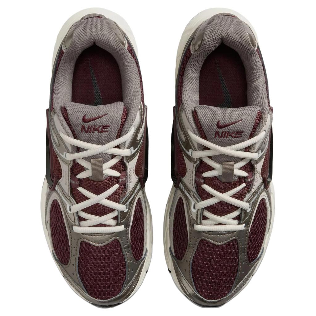 Nike V5 RNR Burgundy Crush Light Orewood Brown Damen Sneaker College-Grey Schwarz HQ7901-602
