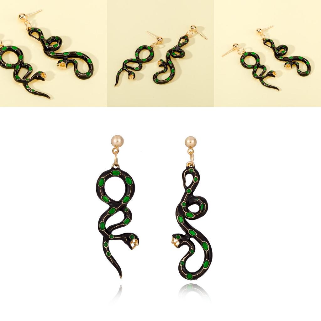 Fashionable Asymmetrical Snake Earrings Chic Modern Animal Design Jewelry