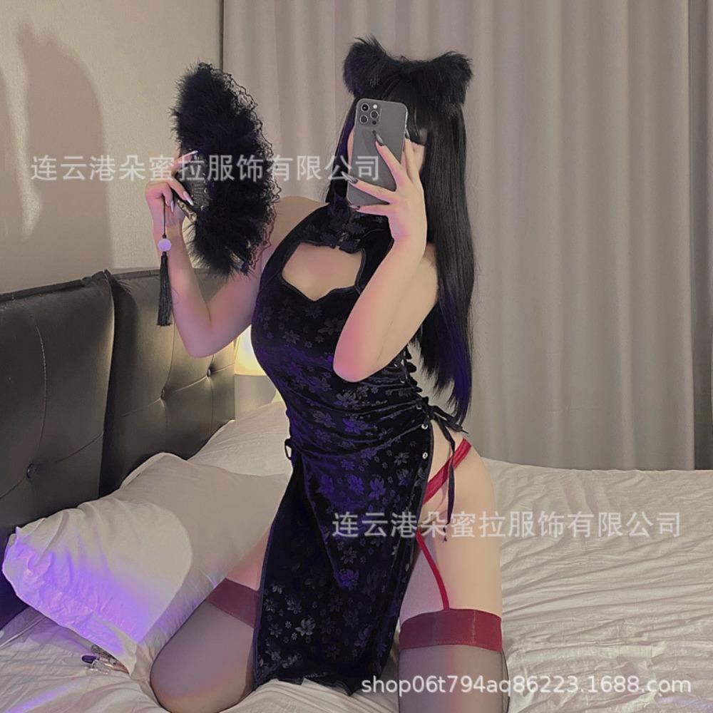 Domila Sex Underwear Embossed Gold Velvet Strap Split Fork Hollow Cheongsam Uniform Temptation Passion Set F037