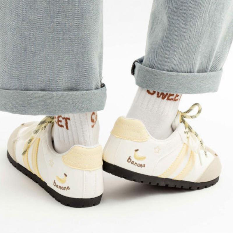 Uformelle flate sko Koreansk stil Mote Damesko Allsidige fritidssko Nisjedesign Hvite sko