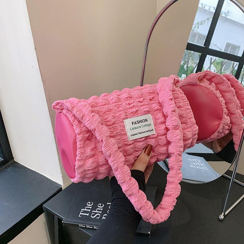 

Плісирована модна невелика свіжа іноземна сумка під пахвами жіноча літня 2024 нова корейська версія через плече сумка-подушка рожевий