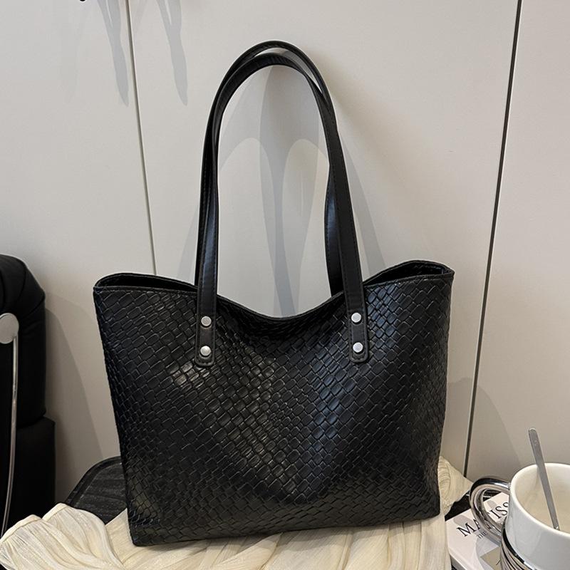 Módní retro taška s velkou kapacitou dámská 2025 nová jednoduchá ležérní přenosná nákupní taška trendy taška přes rameno do podpaží