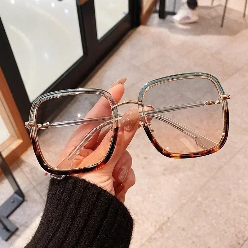 Occhiali da Sole Rotondi Vintage Colorati Gradiente Verde Trasparenti per Donna Nuova Moda Oversize Lega Eleganti Occhiali da Sole Tonalità Femminili