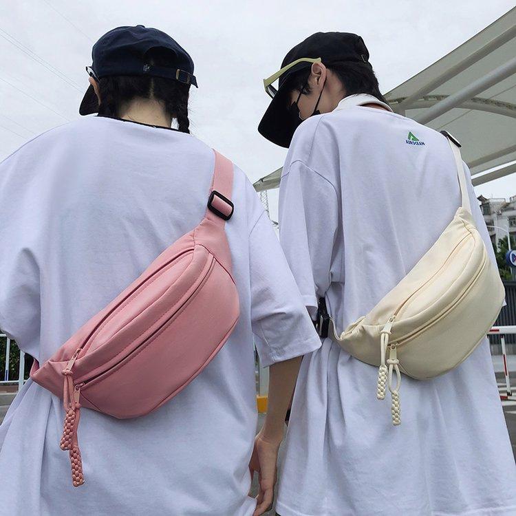 Simple messenger bag breast bag fashion casual bag women 2025 new couple bag sports versatile Japanese style fanny pack