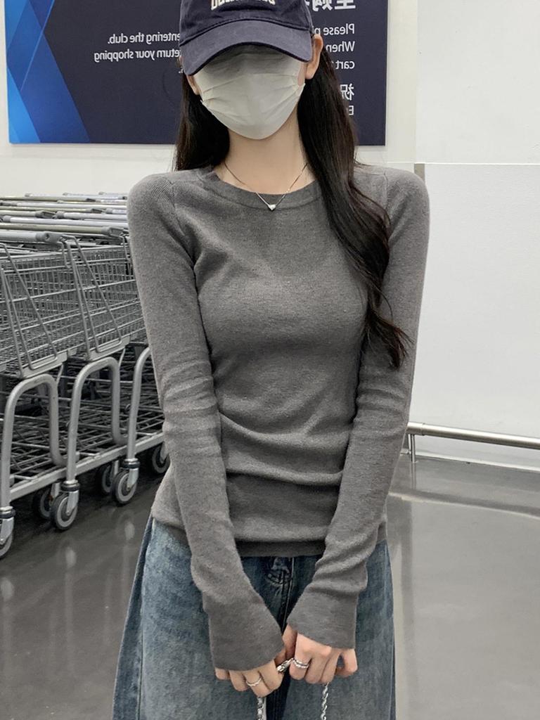 Women's Slim Fit Pure Cotton White Long-Sleeve T-Shirt, Round Neck, Regular Shoulder, Versatile Base Layer for Spring, Autumn, or Winter