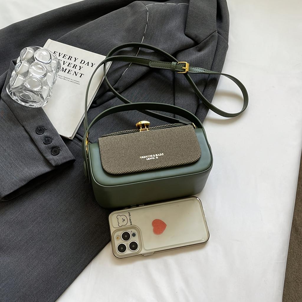 Ladies Retro Mini Handbag Adjustable Shoulder Strap,Portable Bag, Suitable for Both Casual and Formal Wear, Fashionable Travel Accessories