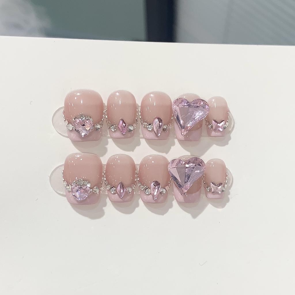 The Pure Girlish Feeling of The Spring Day, The French K9 Crooked Heart Powder Method, The Golden Nail