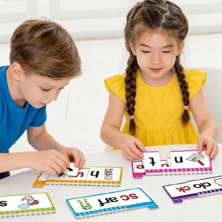 Interactive Phonics Flip Cards Flip Book Set For Kids Featuring Word Families And Colorful Color To Stimulate Learning