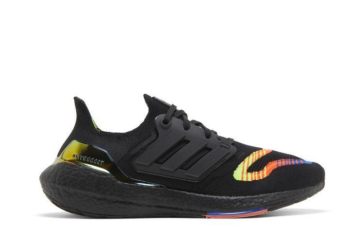 adidas UltraBoost 22 'Linear Energy Black'