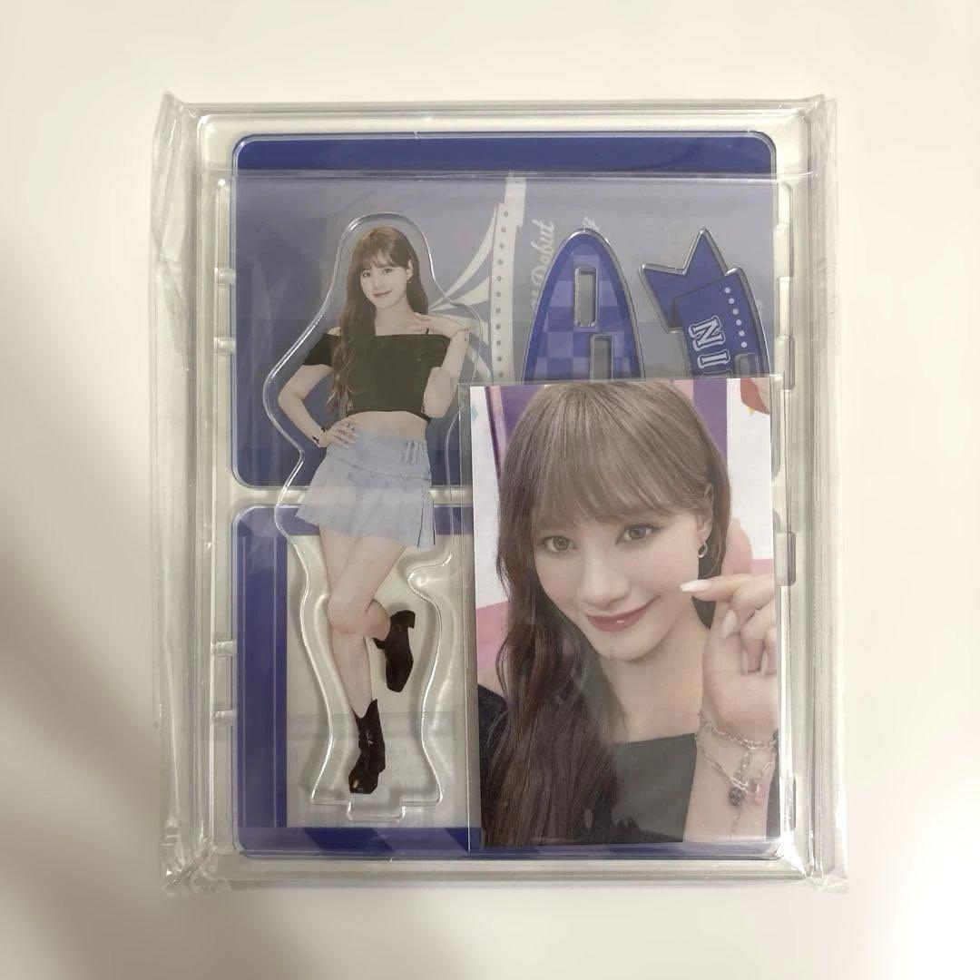 

[USED] NiziU Nina 3rd Anniversary Photo Card Stand Acrylic Stand