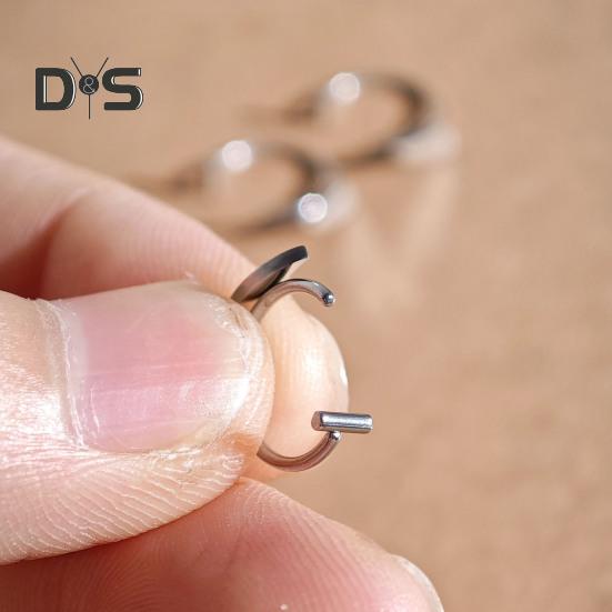 2 Pairs Lip Nails Halloween Cosplay Fangs Stainless Steel Smooth Non-piercing Polished Masquerade Party Shows Lip Jewelry Lip Studs