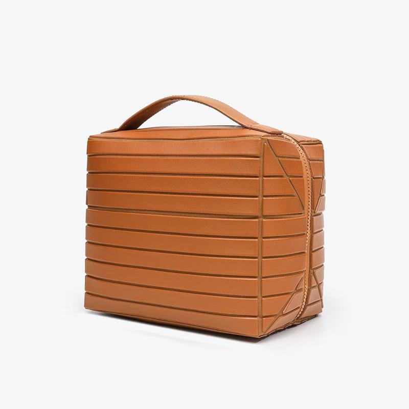 Large Cosmetic Bag with Multiple Compartments Waterproof Travel Makeup Organizer Portable Toiletry Bag for Skincare & Makeup коричневый