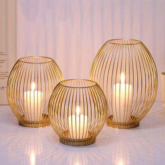 Metal Wire Cage Pillar Candle Holder Vintage Hollow Out Tea Light Holder for Fireplace Mantel Table Centerpiece