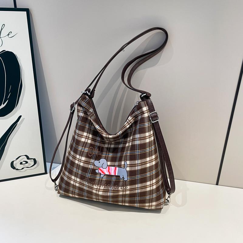 Chic And Fashionable Pu Tote Bag With Cartoon Design For Daily Commuting