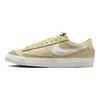 Nike Sneakers Blazer Low 77 Donna Sneakers Giallo Bianco DC4769-701