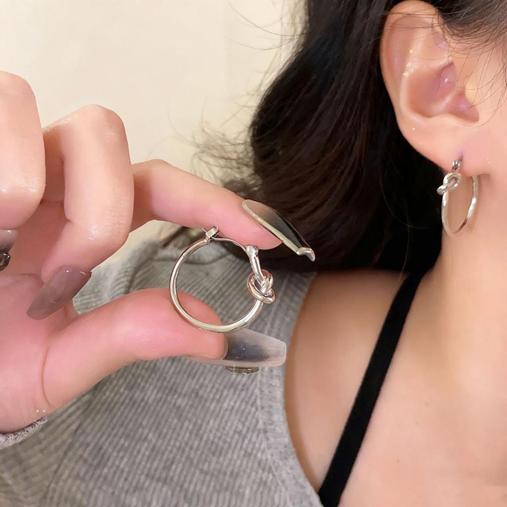 Guochao Hong Kong Style Ins Cold Wind Stud Earrings Circle Earrings Knotted Circle Earrings Niche Design Versatile Earrings Women
