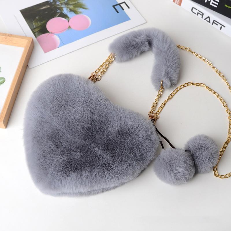 Fashionable Women's Faux Fur Cute Heart-shaped Portable One Shoulder Plush Crossbody Bag Cute Chain Bag Valentine's Day Gift