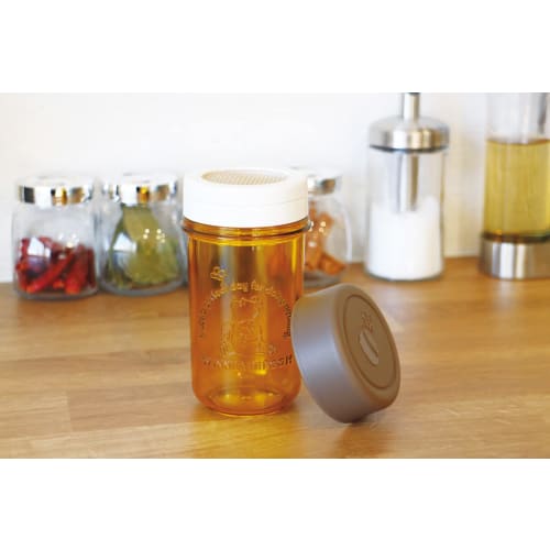 Nishiki Kasei Powder Shaker Case, Seasoning Container, Winnie the Pooh