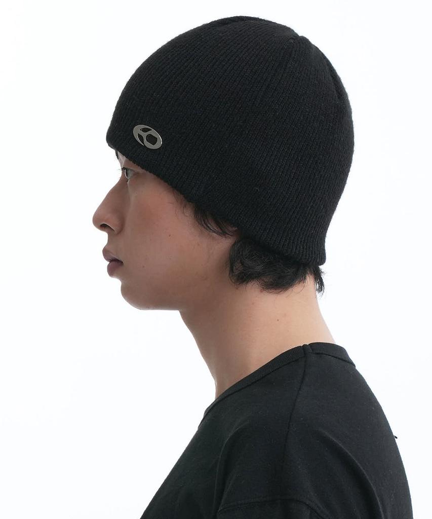 Opeunyadeu(Owai) Metal Logo Beanie-Black