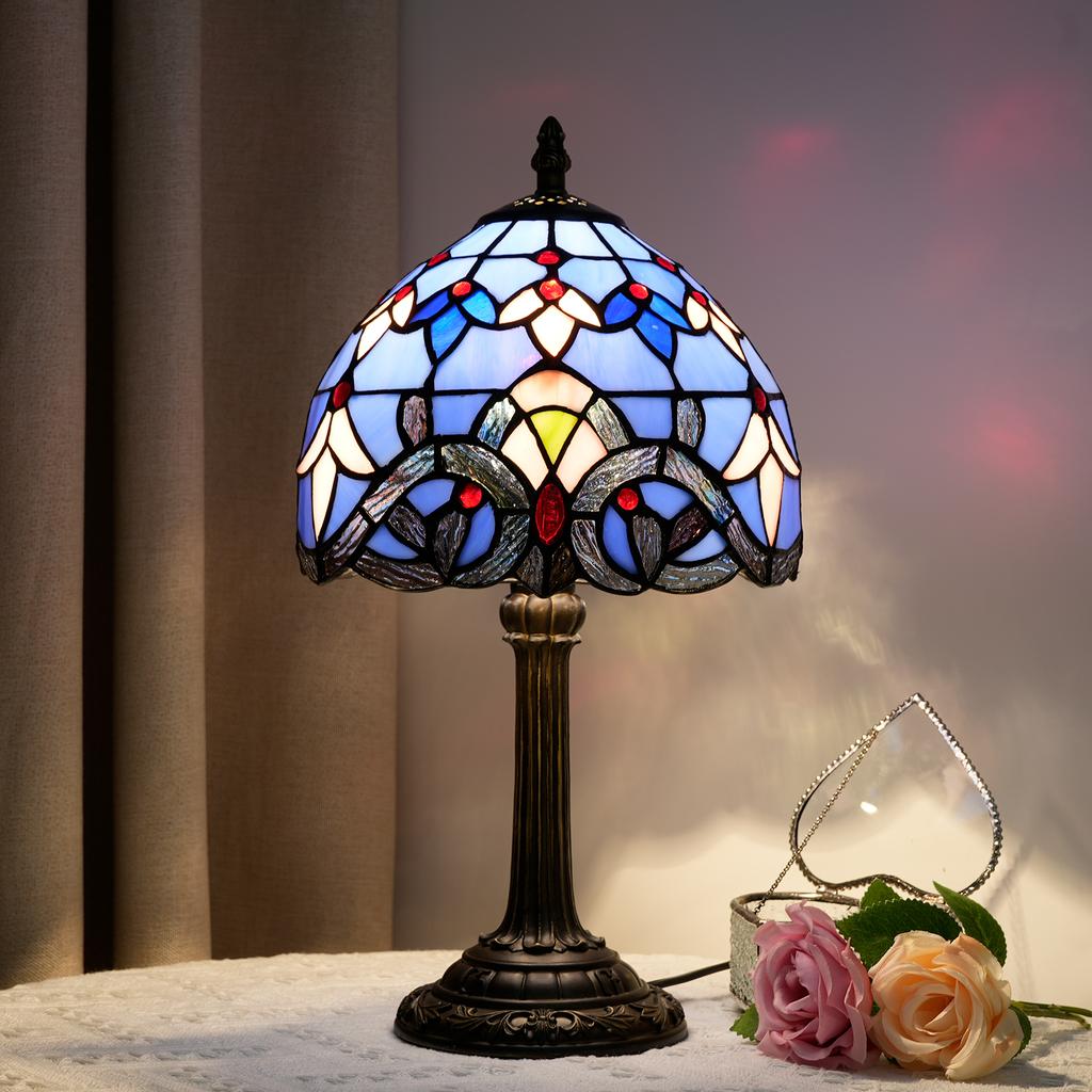 Modern Style Table Lamp, Handmade Stained Glass Small Desk Lamp for Living Room Bedroom Office Baroque Pattern