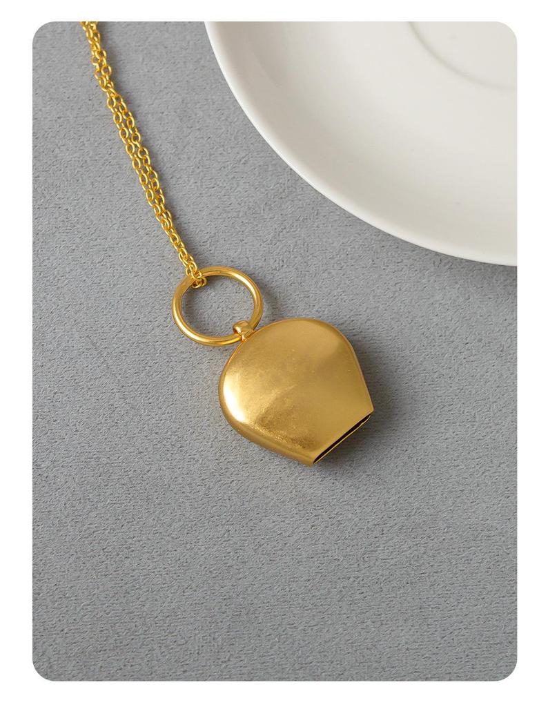 Autumn & Winter Heart Pendant Necklace Sweater Chain