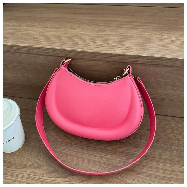 Trendy Casual Shoulder Bag Personality Korean Version New Moon Bag 2023 Fall Fashion Bag For Women