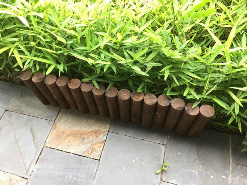 Carbonized Solid Wood Fence Picket for Garden and Balcony Decoration
