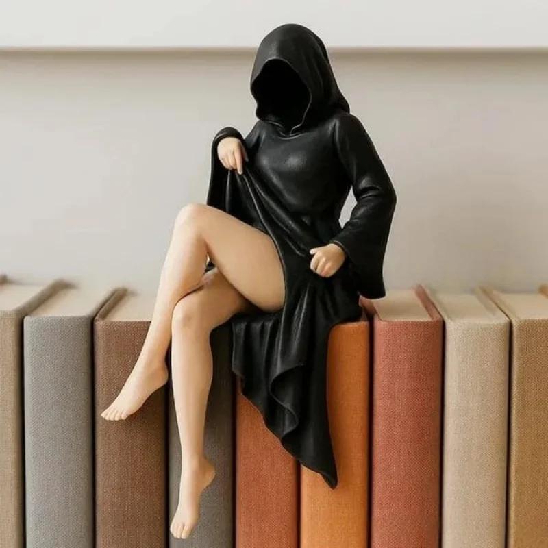 Mysterious Masked Lady Statue Desktop Ornament Resin Figurine for Women Desk Fireplace Shelf Mantel Table Entryway Decor