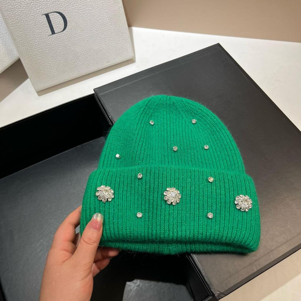 Winter Light Luxury Niche Rhinestone Heavy Industry Knitted Hat Celebrity Outdoor Warm Rabbit Hair Pullover Hat