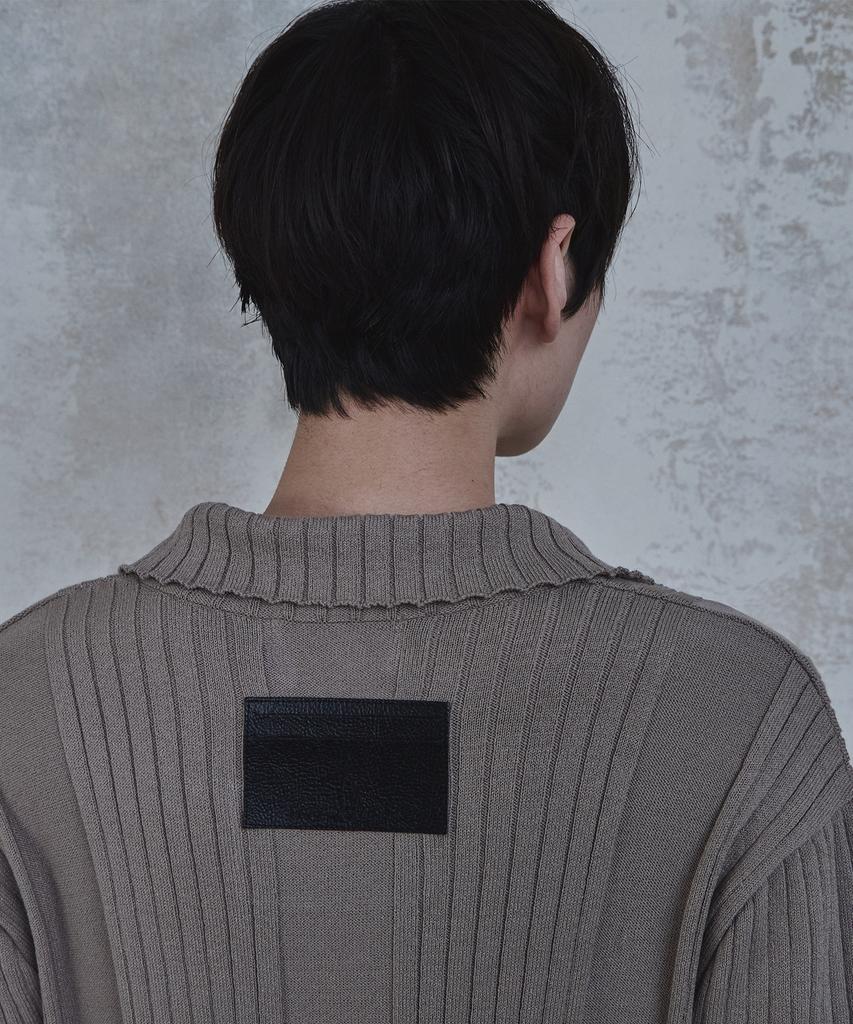 PARADIGMFILM [Ep.02] Fold-In Collar V-Neck Knit (Mocha Beige)