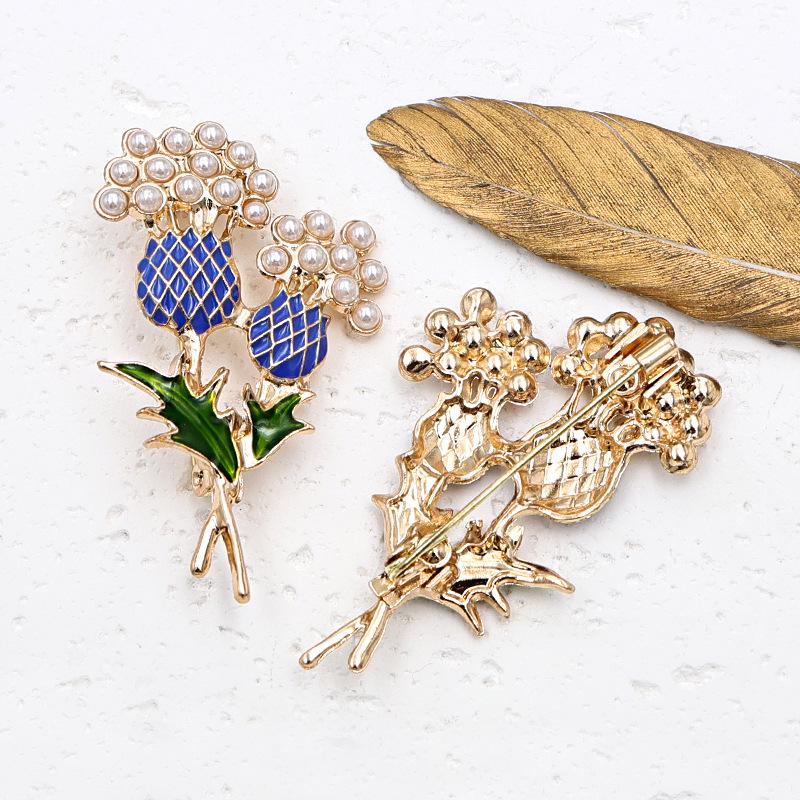 Korean Twin Flower Pearl Brooch: Blue Enamel Pin for Women's Fashion.