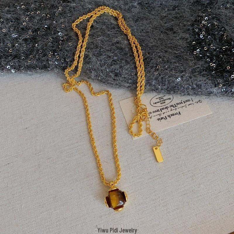 Maillard Tiger's Eye Brown Pearl Beaded Necklace - High-End Women's Sweater Chain for Autumn/Winter 2025