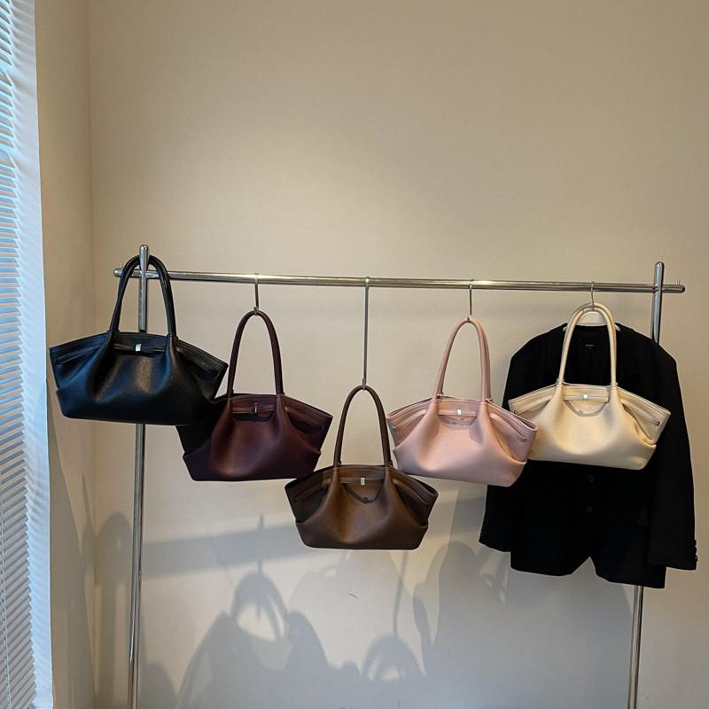 Elegant Pure Color Shoulder Bag With Stitching Details And Polyester Lining For Casual Outings