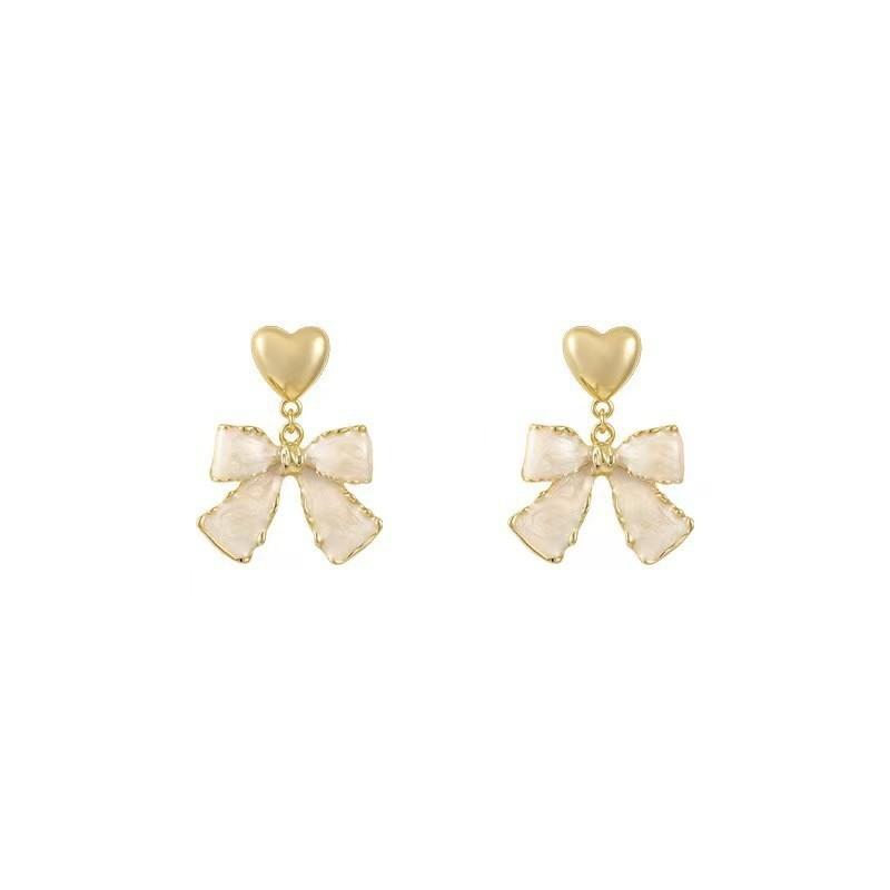 French White Earrings, Sweet Bow Love Earrings Ins Design Retro Light Luxury High-end Stud Earrings