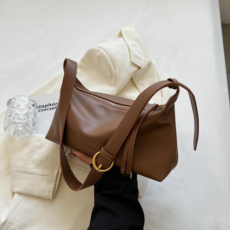 Fashionable Women s Shoulder Bag Large Capacity Diagonal Cross Bag Brand Designer Soft PU Leather Versatile Women s Big Handbag 29cmX13cmX11cm