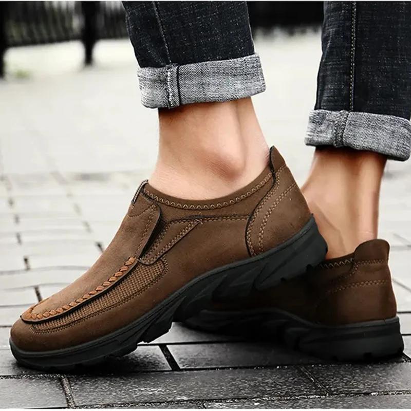 Fashion 2025 Men Casual Shoes Mens Loafers Moccasins Breathable Slip on Retro Driving Shoes Men Sneakers Size 39-48 botas para hombre
