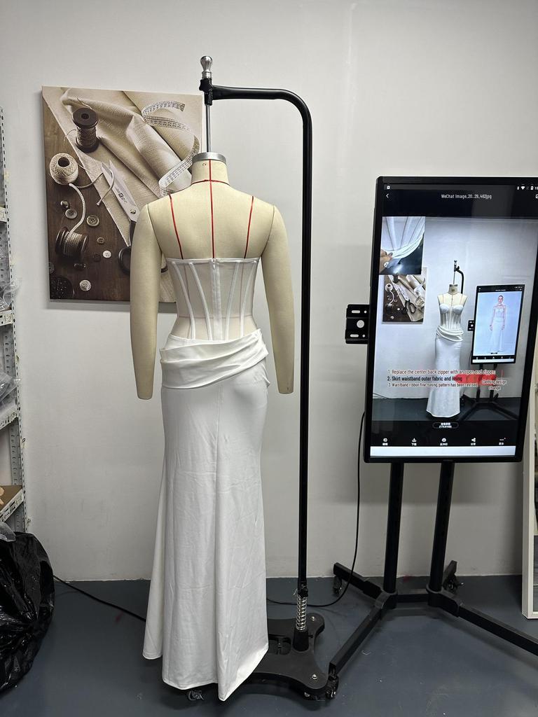 Robe de Mariée Sirène Blanche Sans Bretelles avec Ceinture Haute - Jupe Élégante Amincissante pour Mariages et Banquets