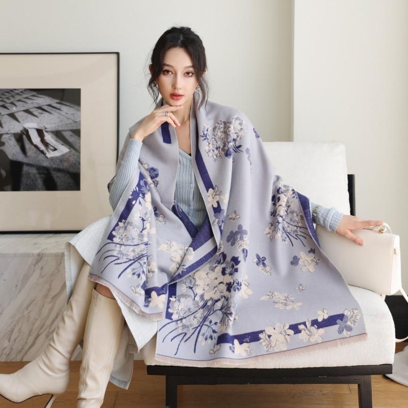 Gradual change flower imitation cashmere scarf women's high sense double-sided jacquard shawl retro scarf