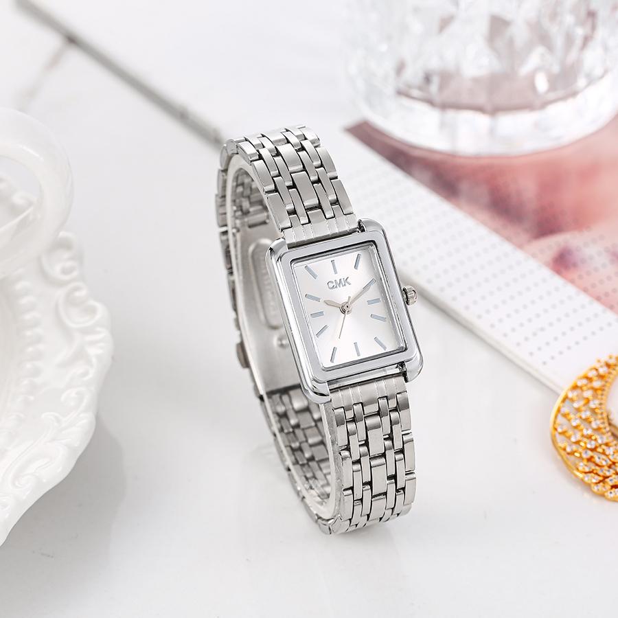 Fashion Light Luxury Women's Quartz Watch Alloy Steel Band Square Dial, Suitable for Women's Daily Wear, Christmas Gift