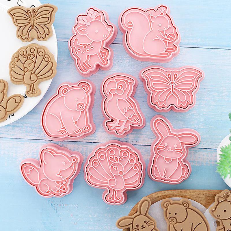 8Pcs Animals Cookie Mold Set Cartoon Cookie Stamp Fondant Cake Decoration Tools 3D Hand Pressure Plastic