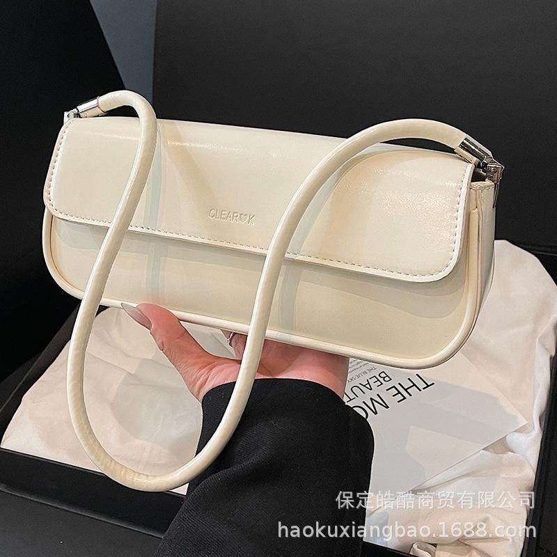 Spring and Summer Popular Popular Small Bag Women's 2025 New Fashion Versatile Messenger Bag Super Fire Shoulder Armpit Bag