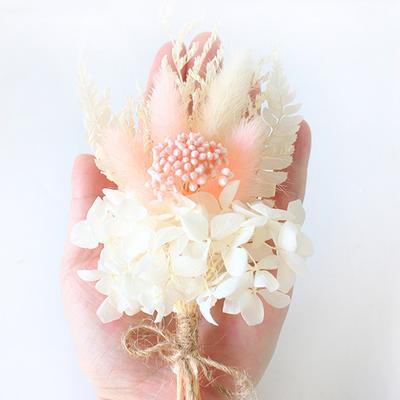1Pc Mini Bouquet de Fleurs Sèches Naturelles Boutonnières Boutonnières de Garçons d'Honneur Demoiselle d'Honneur Fleur Corsage Broche Décor de Mariage de Noël