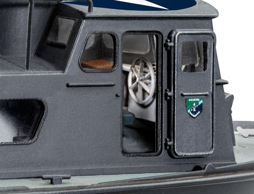 German Revell scale US Navy Swift Boat plastic model kit 05176 1/72 Mk.I