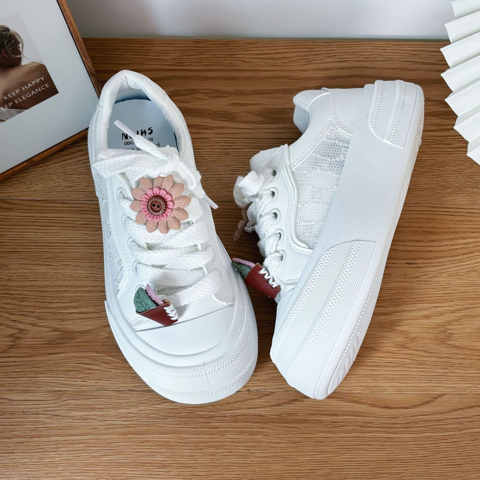 

Mesh breathable little white shoes women s shoes 2025 summer new versatile student mesh shoes platform casual campus wind shoes 40