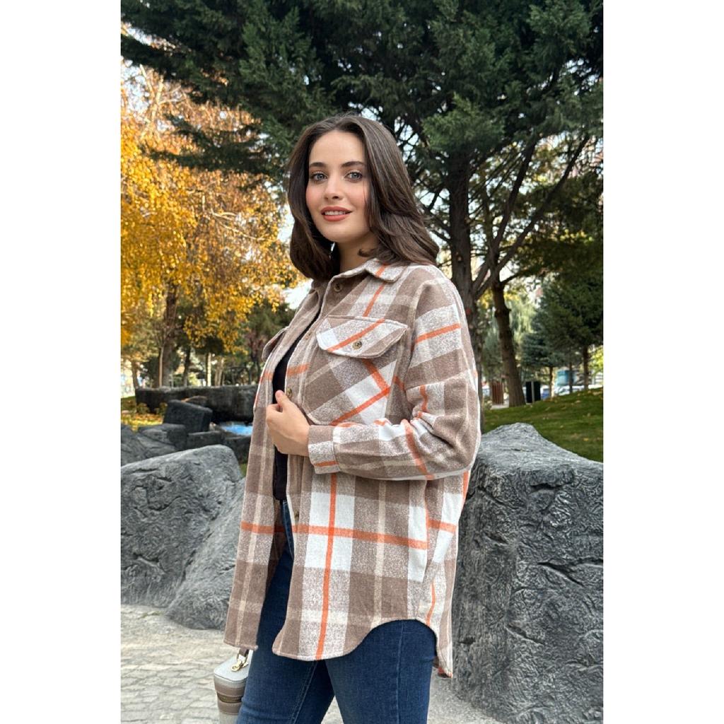 E0092 Women's Front Pocket Detailed Lumberjack Plaid Winter Jacket Shirt - Cream/black