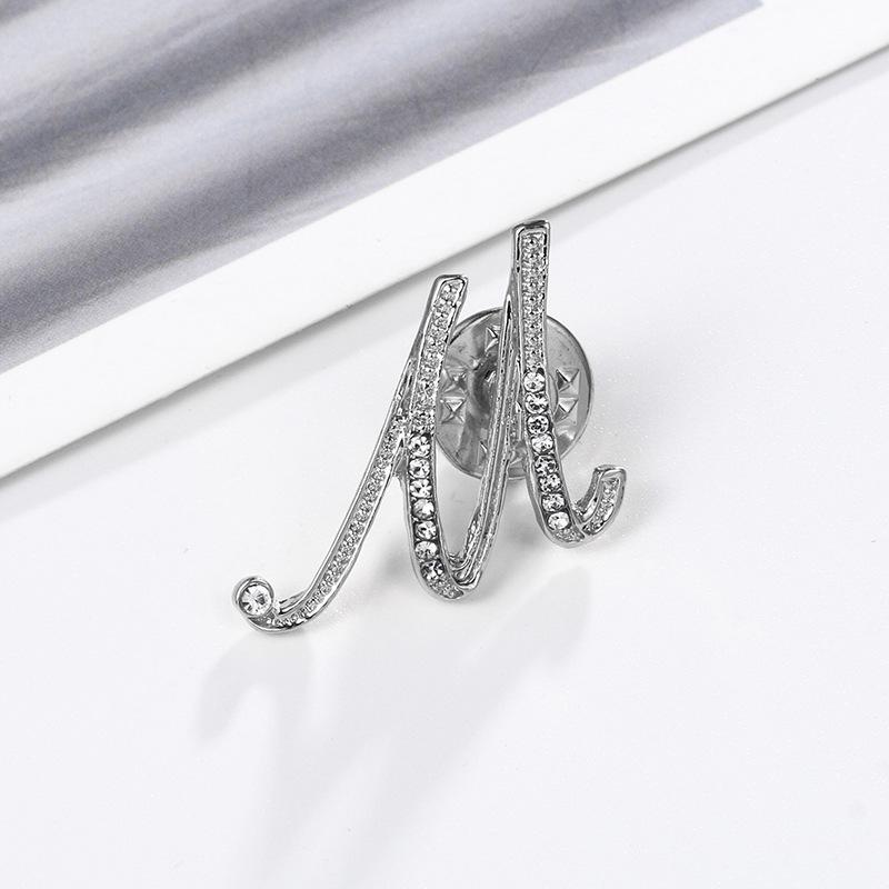 High-Precision Electroplated Vintage Alloy Brooch with Rhinestones