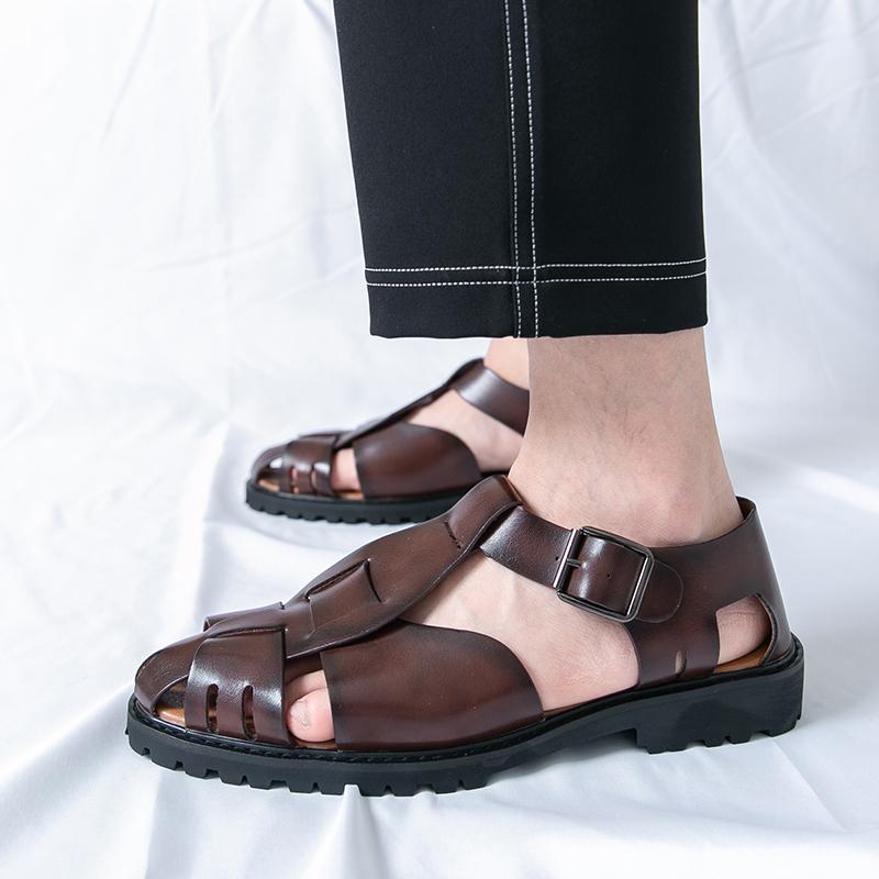 Summer Retro Designer New Men's Black Brown Gladiators Breathable Patent Leather Casual Shoes Beach Sandals Outdoor Slippers