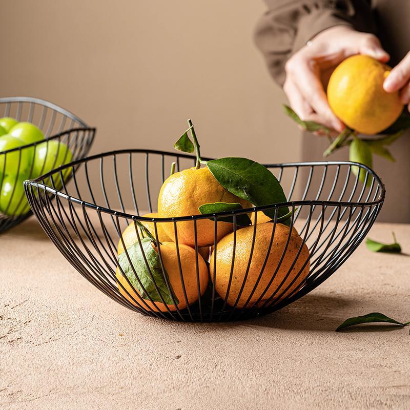 Coș Decorativ din Fier Forjat pentru Fructe și Gustări pentru Living